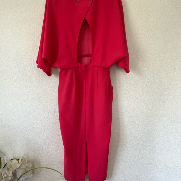 & Other Stories Batwing Open back Midi Dress 4. - Picture 7 of 12